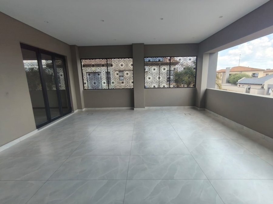 To Let 3 Bedroom Property for Rent in Raslouw Gardens Gauteng