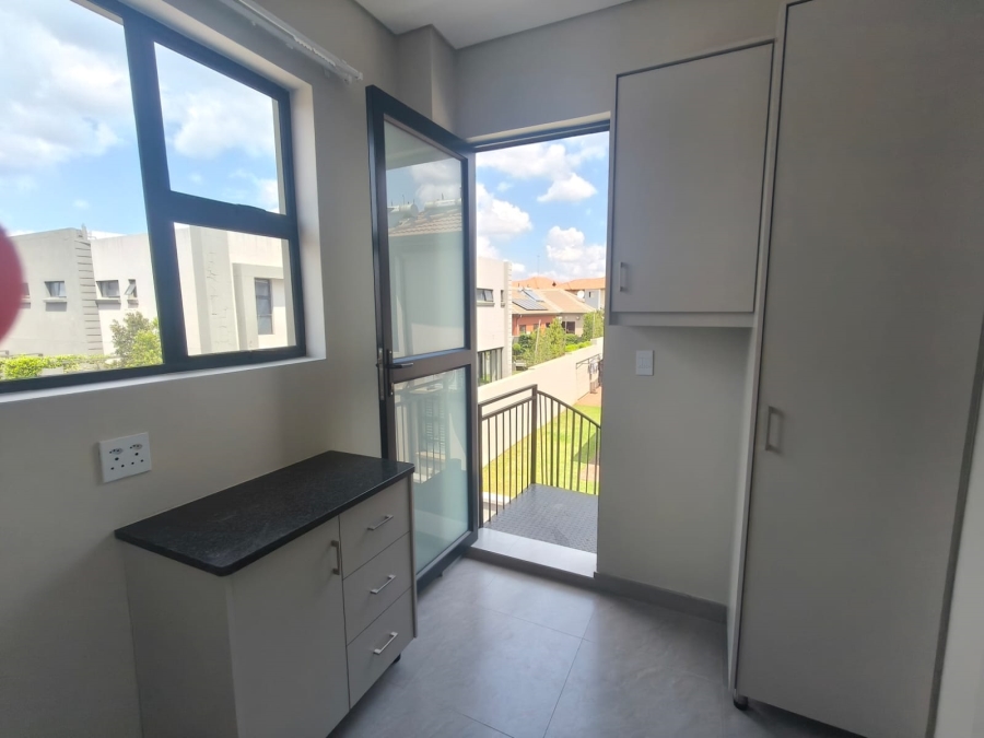 To Let 3 Bedroom Property for Rent in Raslouw Gardens Gauteng