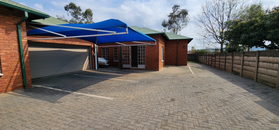 3 Bedroom Property for Sale in Capital Park Gauteng