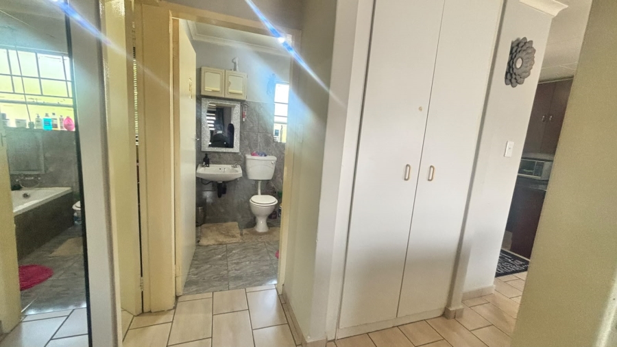 2 Bedroom Property for Sale in Boksburg West Gauteng