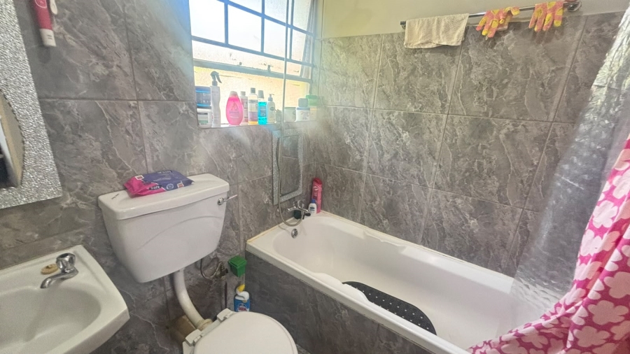 2 Bedroom Property for Sale in Boksburg West Gauteng
