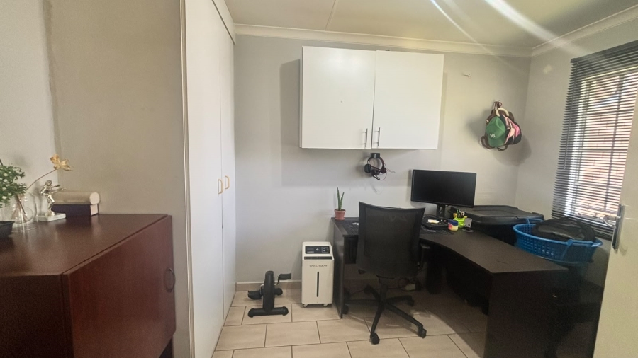 2 Bedroom Property for Sale in Boksburg West Gauteng
