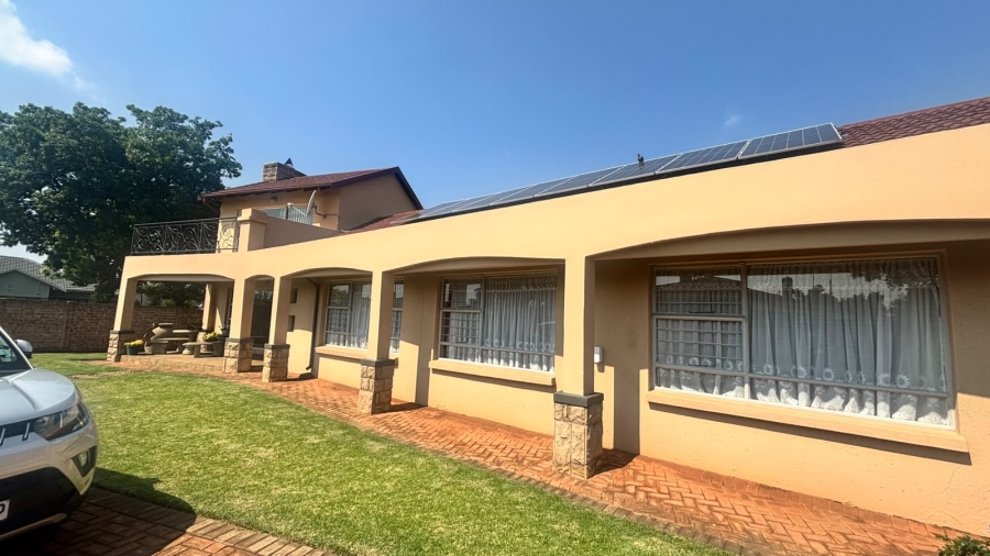 4 Bedroom Property for Sale in Witfield Gauteng