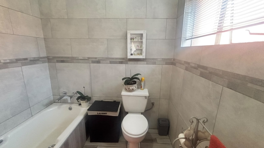 4 Bedroom Property for Sale in Witfield Gauteng