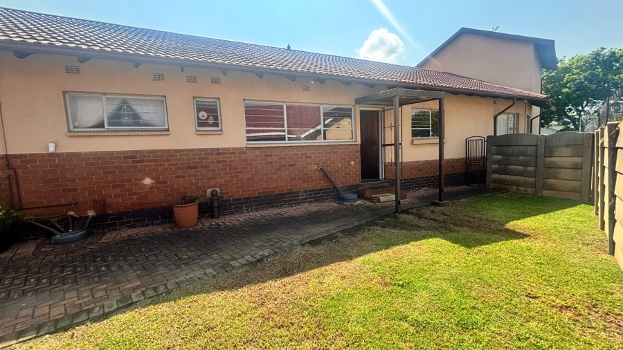 4 Bedroom Property for Sale in Witfield Gauteng