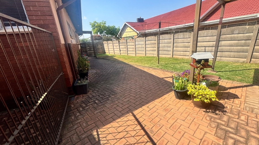 4 Bedroom Property for Sale in Witfield Gauteng
