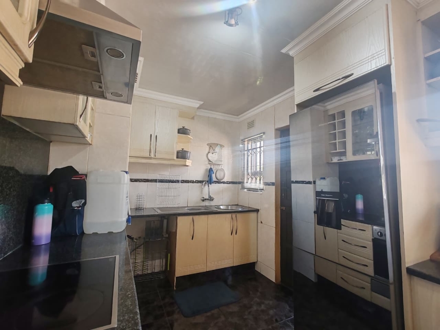 3 Bedroom Property for Sale in Bakerton Gauteng