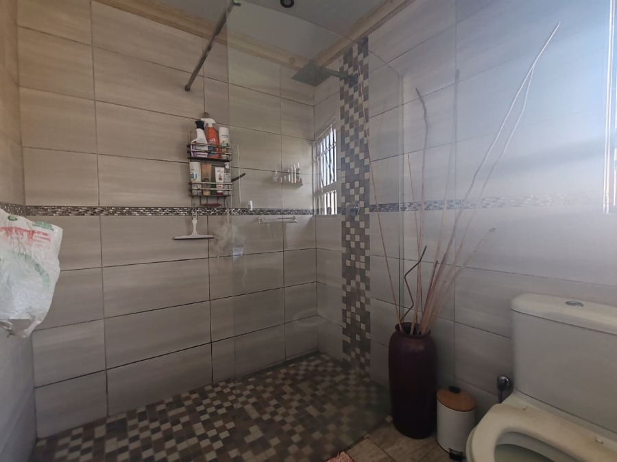 3 Bedroom Property for Sale in Bakerton Gauteng