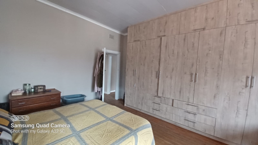 4 Bedroom Property for Sale in Selection Park Gauteng