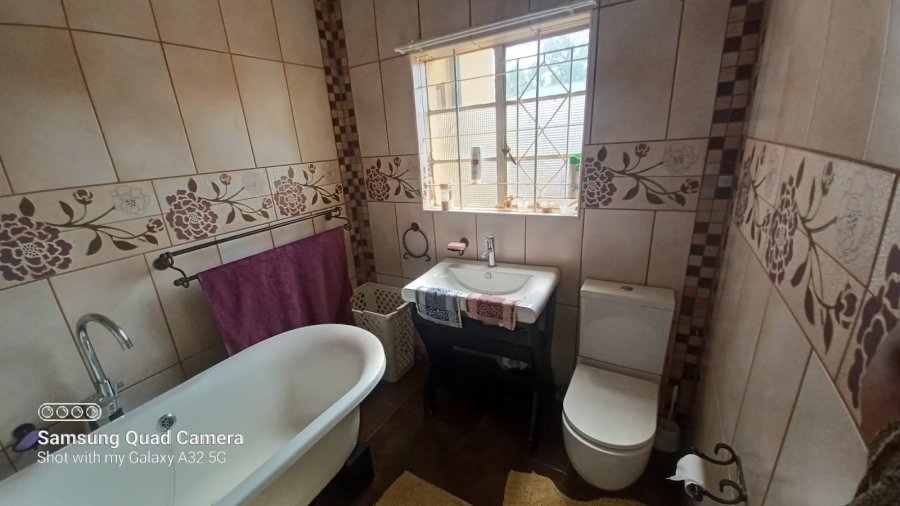 4 Bedroom Property for Sale in Selection Park Gauteng