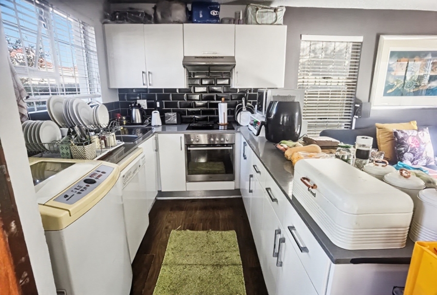 2 Bedroom Property for Sale in Sunninghill Gauteng