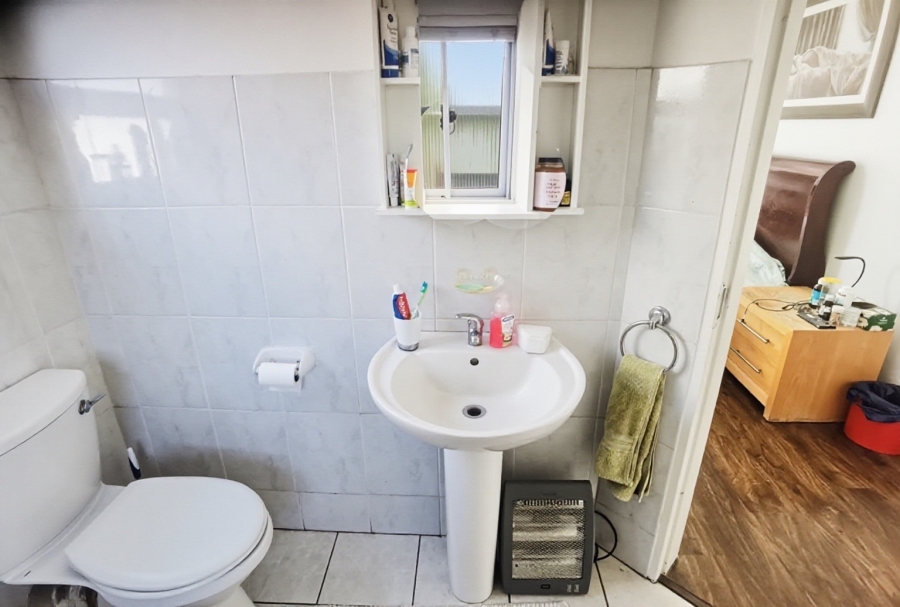2 Bedroom Property for Sale in Sunninghill Gauteng
