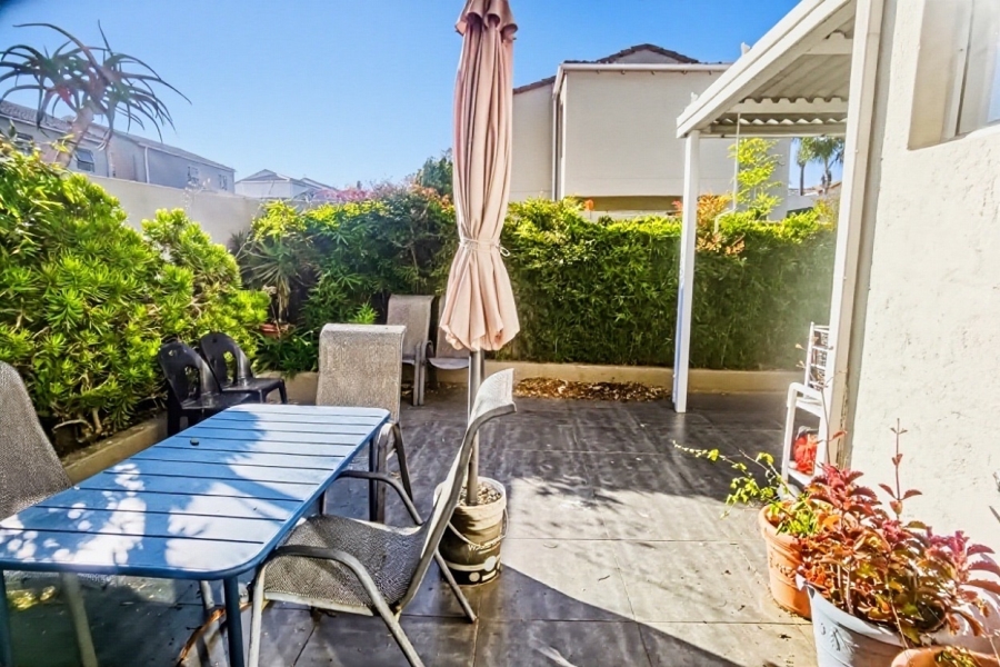 2 Bedroom Property for Sale in Sunninghill Gauteng