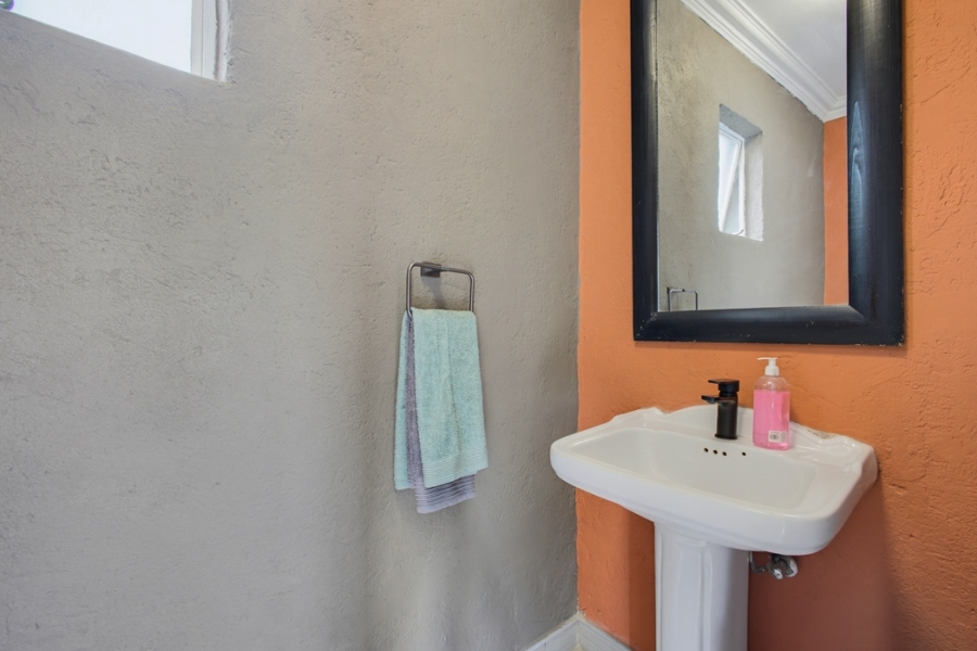 4 Bedroom Property for Sale in Van Riebeeck Park Gauteng