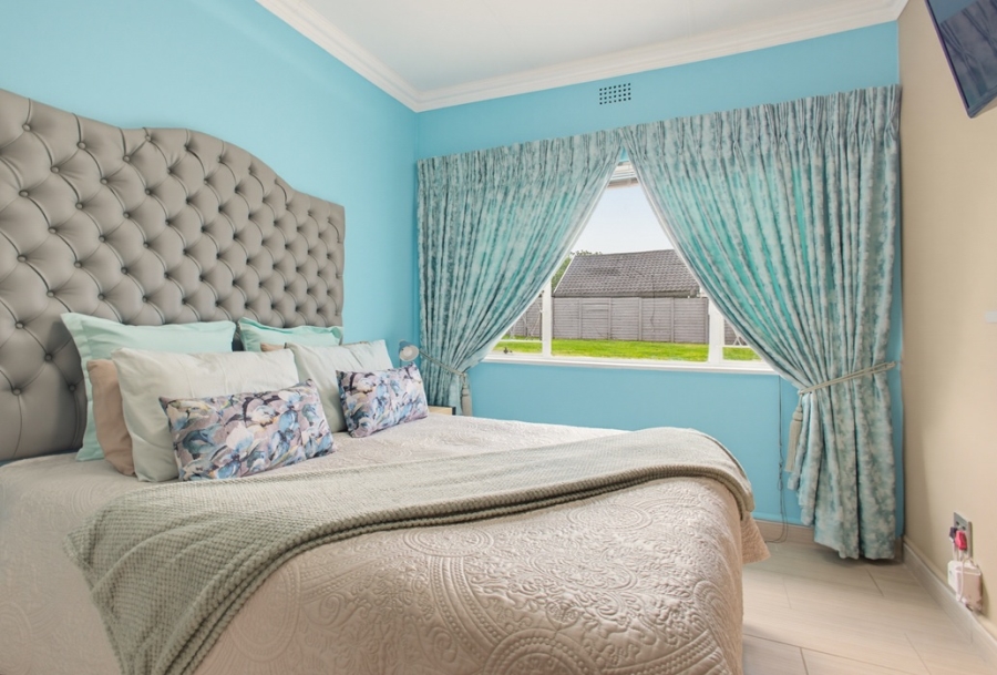 4 Bedroom Property for Sale in Van Riebeeck Park Gauteng