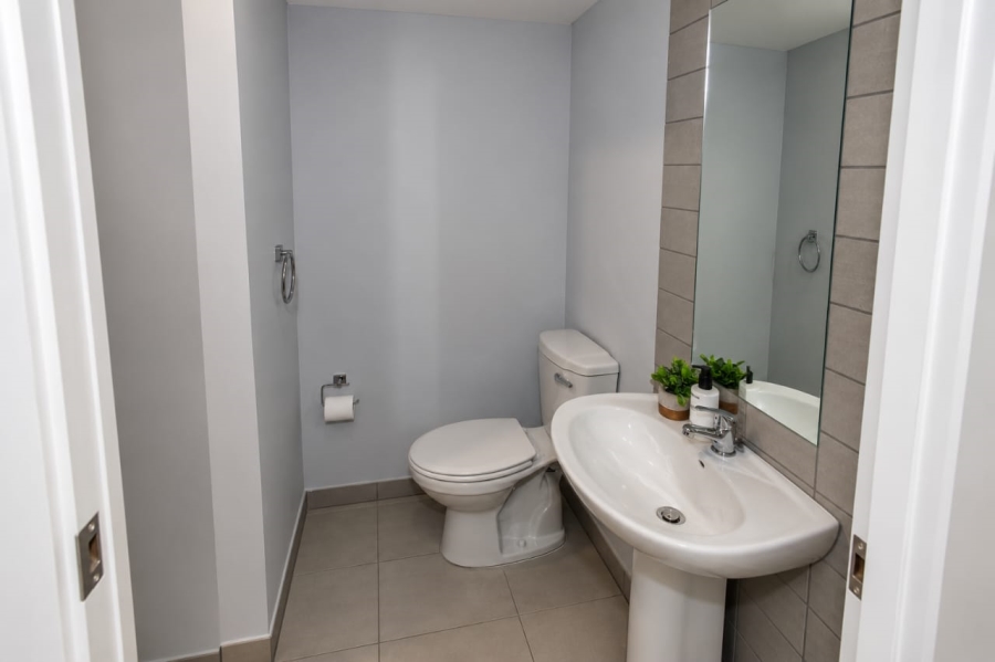 2 Bedroom Property for Sale in Annlin Gauteng