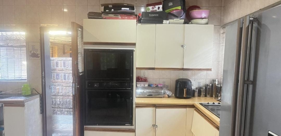 3 Bedroom Property for Sale in Birch Acres Gauteng