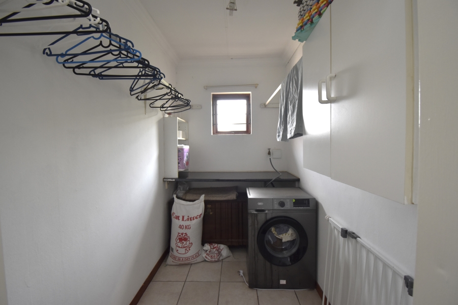 To Let 3 Bedroom Property for Rent in North Riding Gauteng