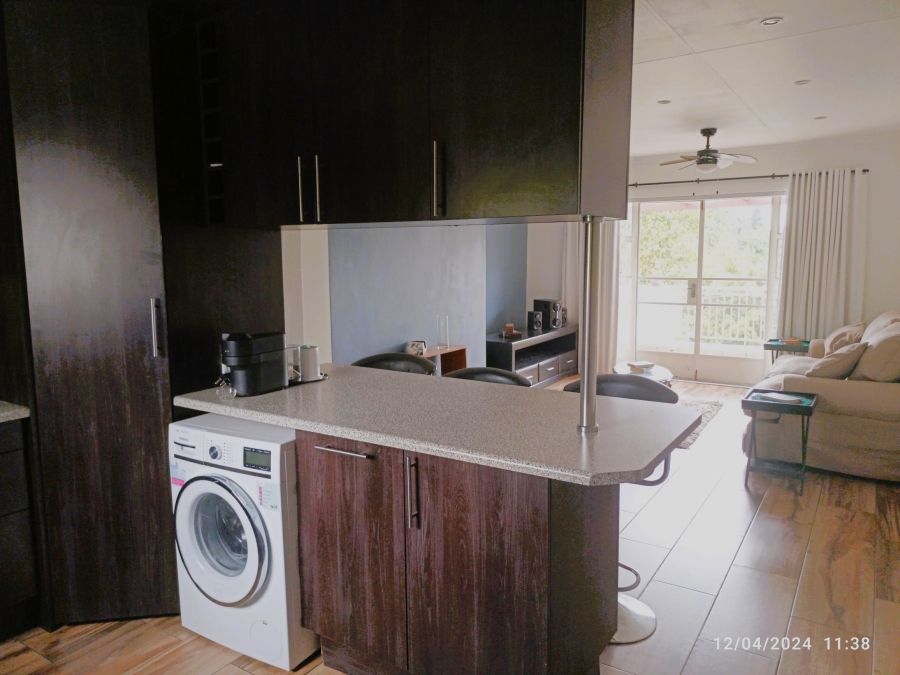 2 Bedroom Property for Sale in Sonneglans Gauteng