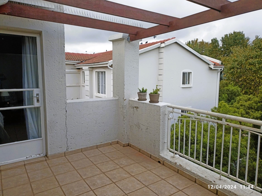 2 Bedroom Property for Sale in Sonneglans Gauteng