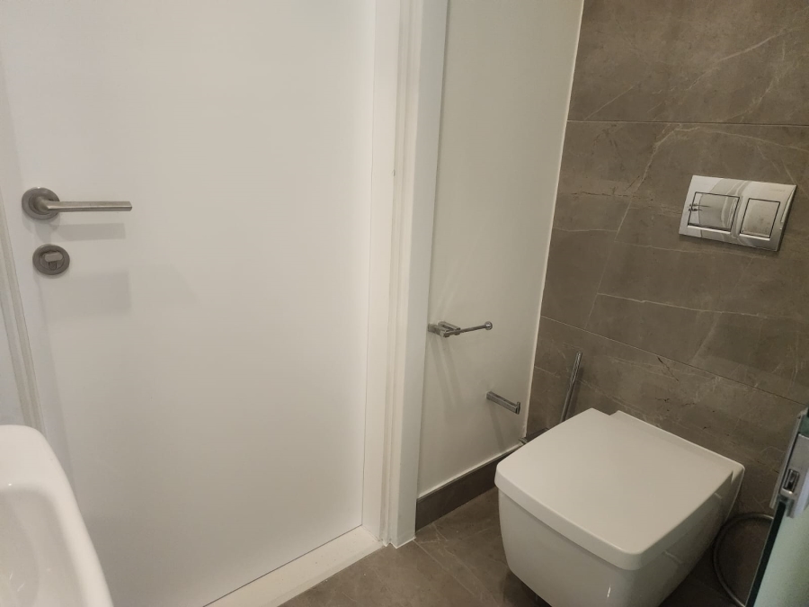 To Let 1 Bedroom Property for Rent in Sandown Gauteng