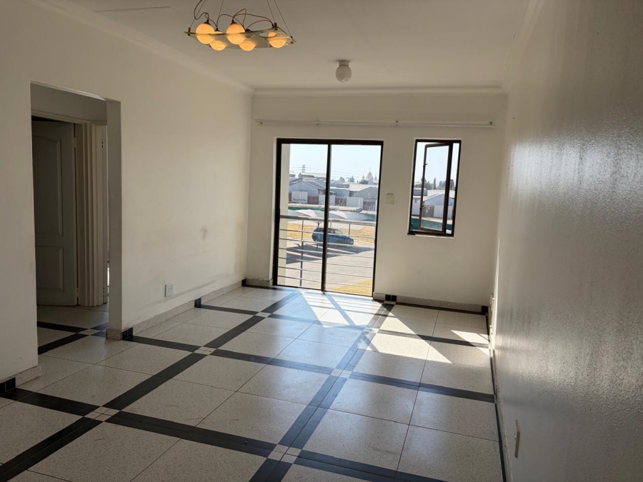 To Let 2 Bedroom Property for Rent in Noordwyk Gauteng