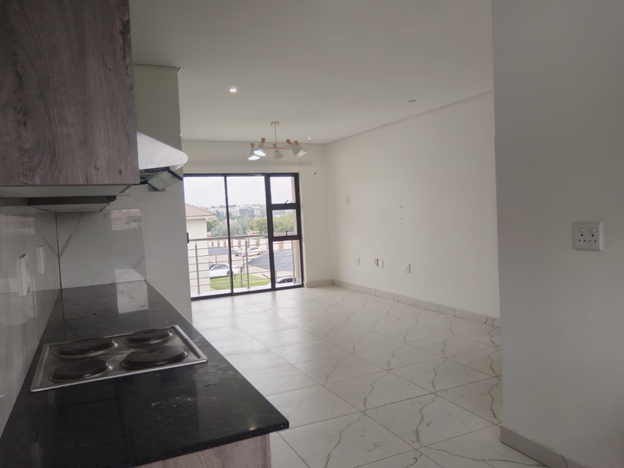 To Let 2 Bedroom Property for Rent in Noordwyk Gauteng