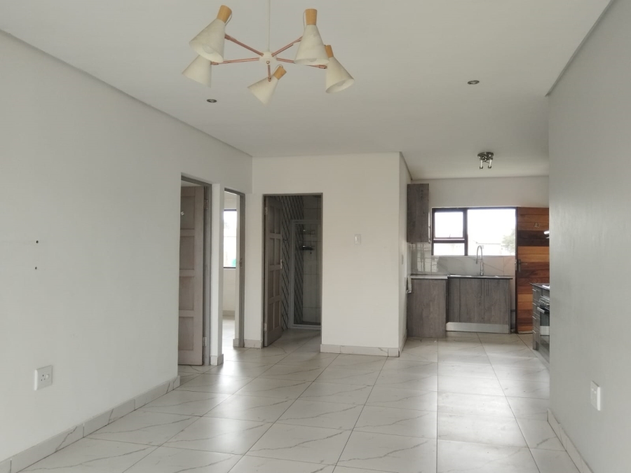 To Let 2 Bedroom Property for Rent in Noordwyk Gauteng