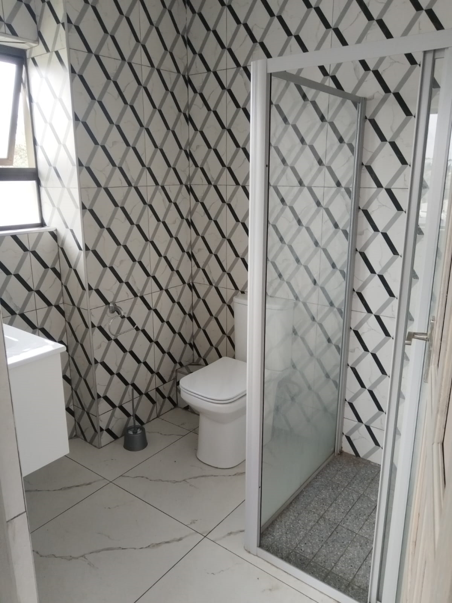 To Let 2 Bedroom Property for Rent in Noordwyk Gauteng