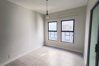 To Let 2 Bedroom Property for Rent in Waterfall Gauteng