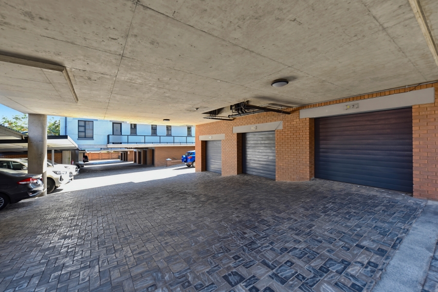 2 Bedroom Property for Sale in Nieuw Muckleneuk Gauteng