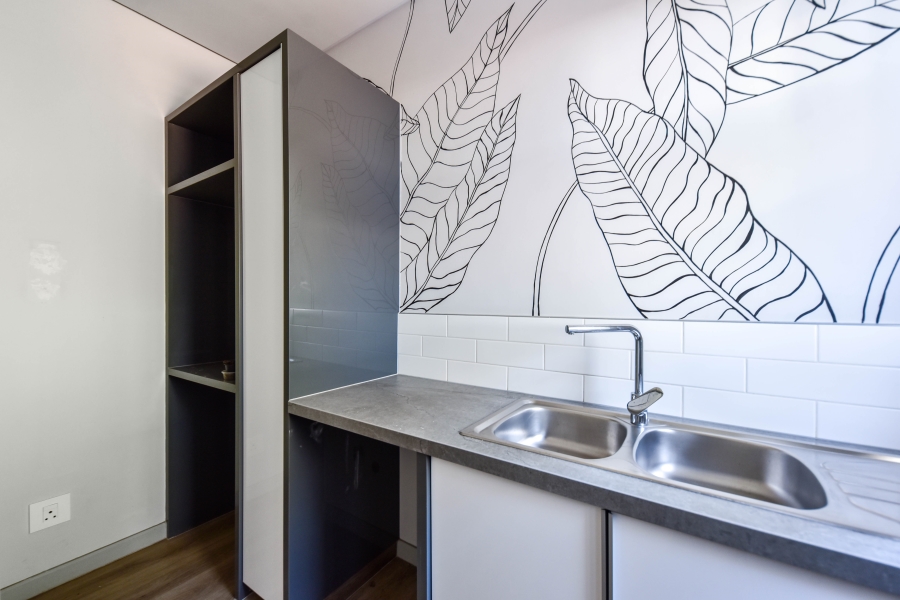 2 Bedroom Property for Sale in Nieuw Muckleneuk Gauteng