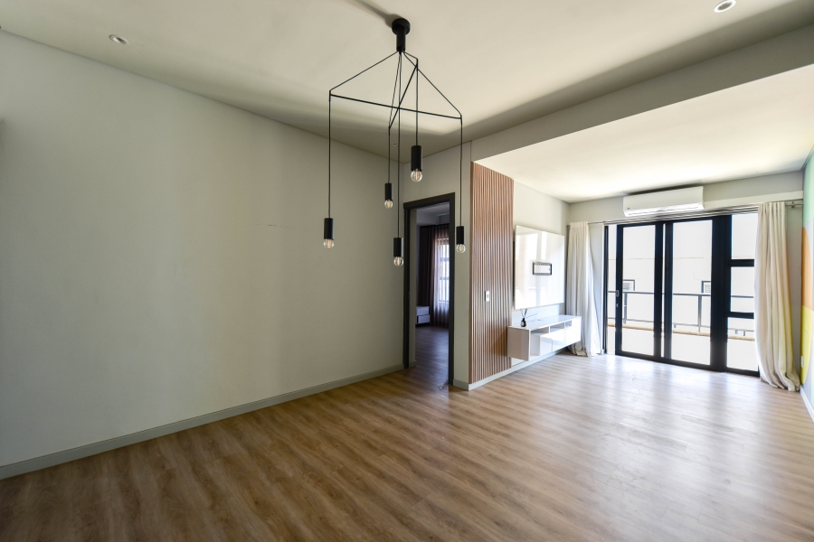 2 Bedroom Property for Sale in Nieuw Muckleneuk Gauteng