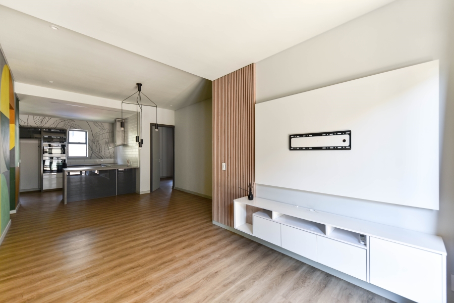 2 Bedroom Property for Sale in Nieuw Muckleneuk Gauteng