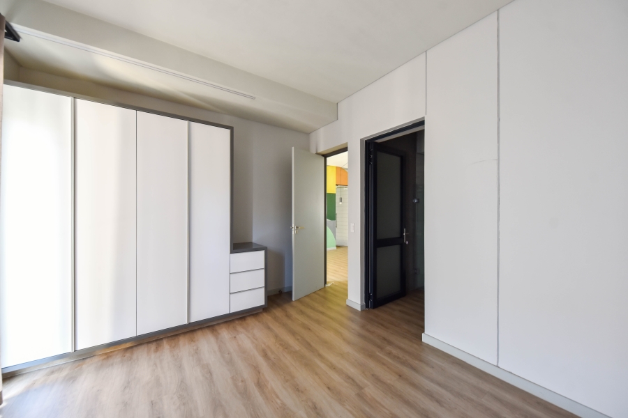 2 Bedroom Property for Sale in Nieuw Muckleneuk Gauteng