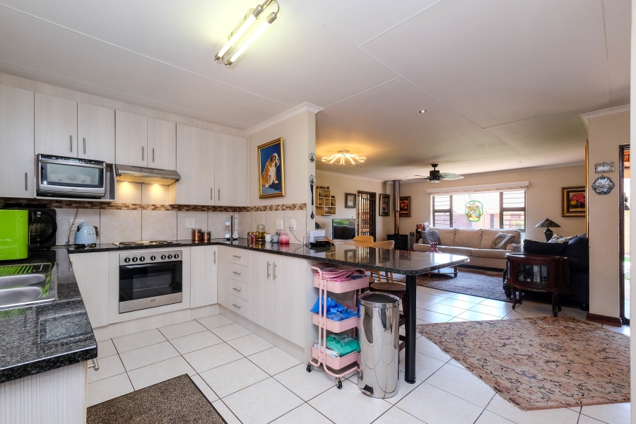 3 Bedroom Property for Sale in Homes Haven Gauteng