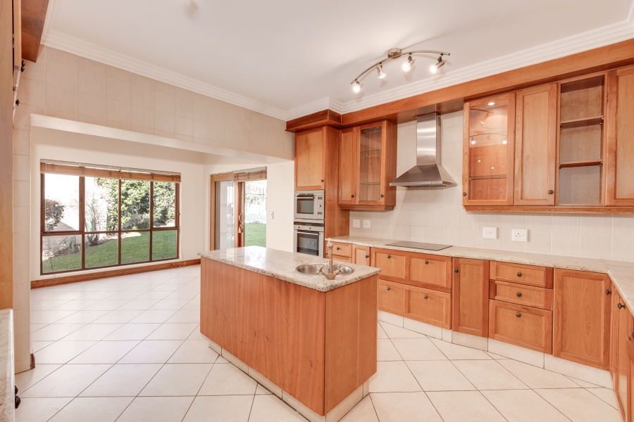 To Let 5 Bedroom Property for Rent in Dainfern Golf Estate Gauteng