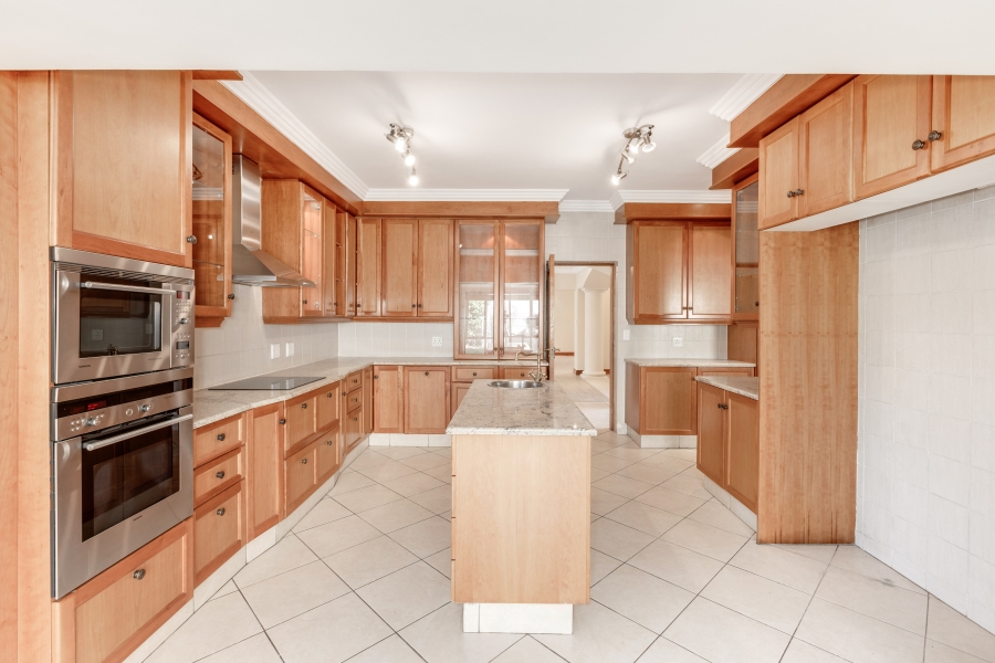 To Let 5 Bedroom Property for Rent in Dainfern Golf Estate Gauteng