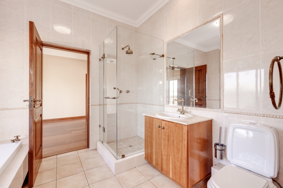 To Let 5 Bedroom Property for Rent in Dainfern Golf Estate Gauteng