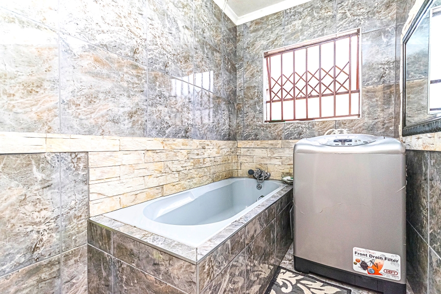 3 Bedroom Property for Sale in Goudrand Gauteng