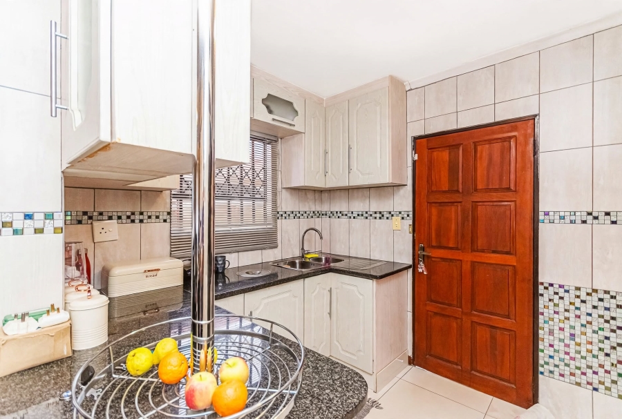 3 Bedroom Property for Sale in Goudrand Gauteng