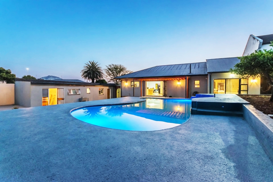 5 Bedroom Property for Sale in Krugersdorp North Gauteng
