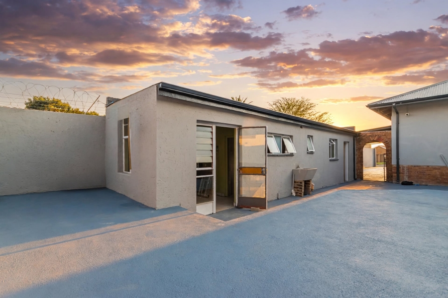 5 Bedroom Property for Sale in Krugersdorp North Gauteng