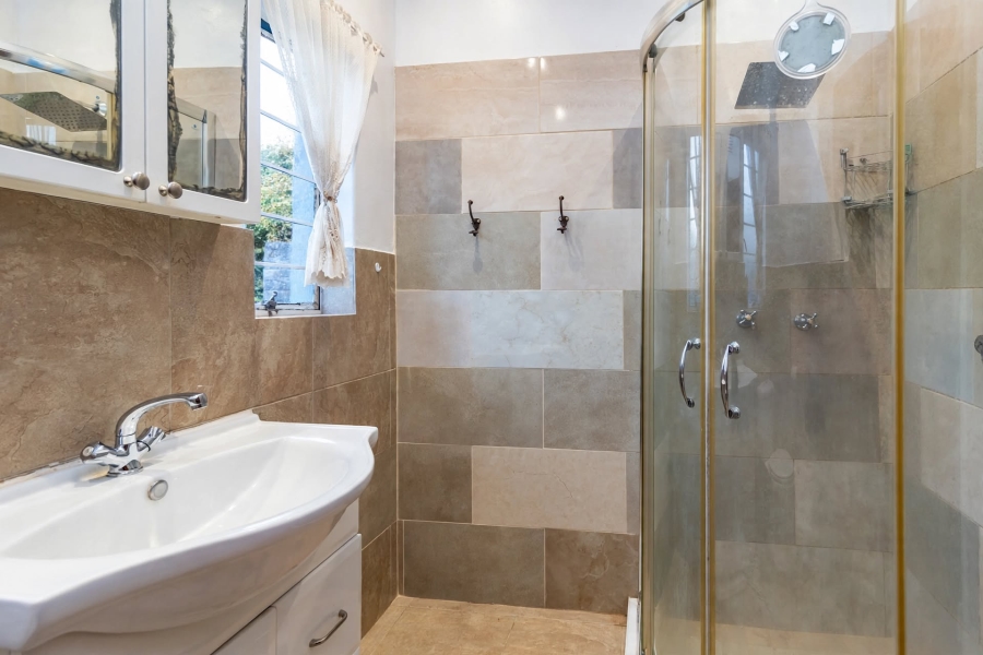 4 Bedroom Property for Sale in Breaunanda Gauteng