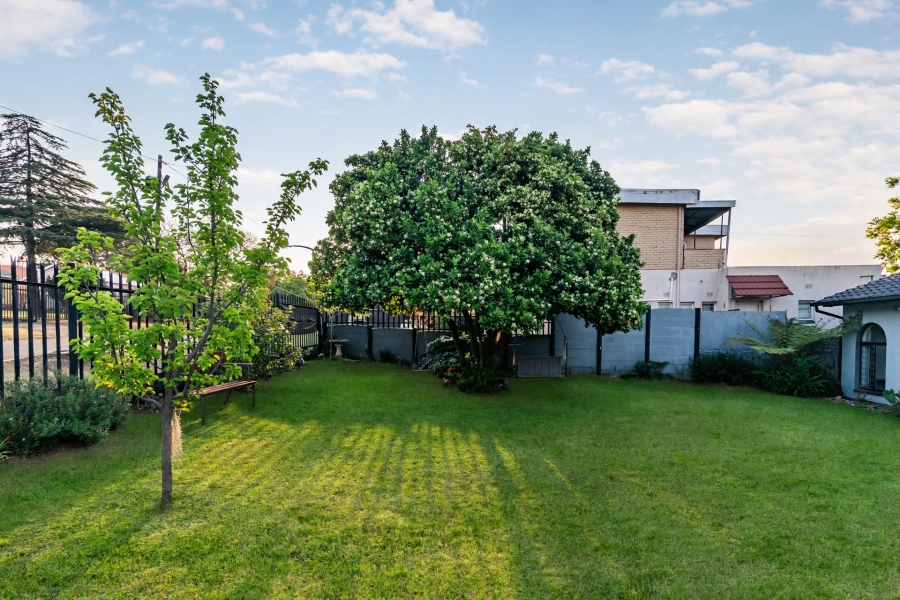 4 Bedroom Property for Sale in Breaunanda Gauteng