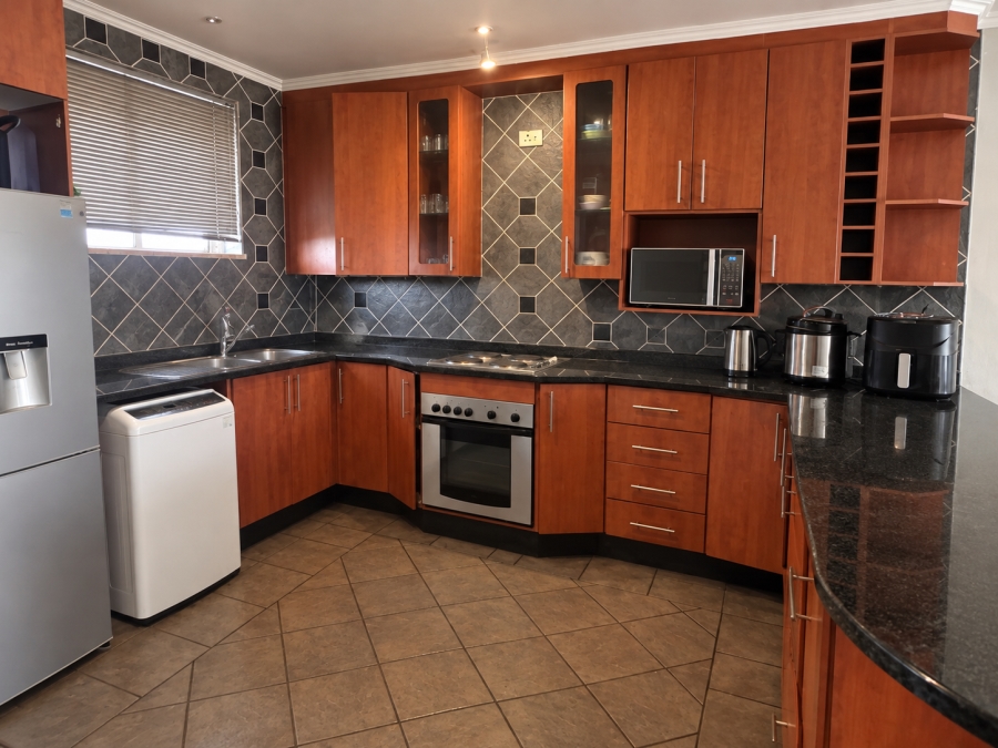 2 Bedroom Property for Sale in Lambton Gauteng