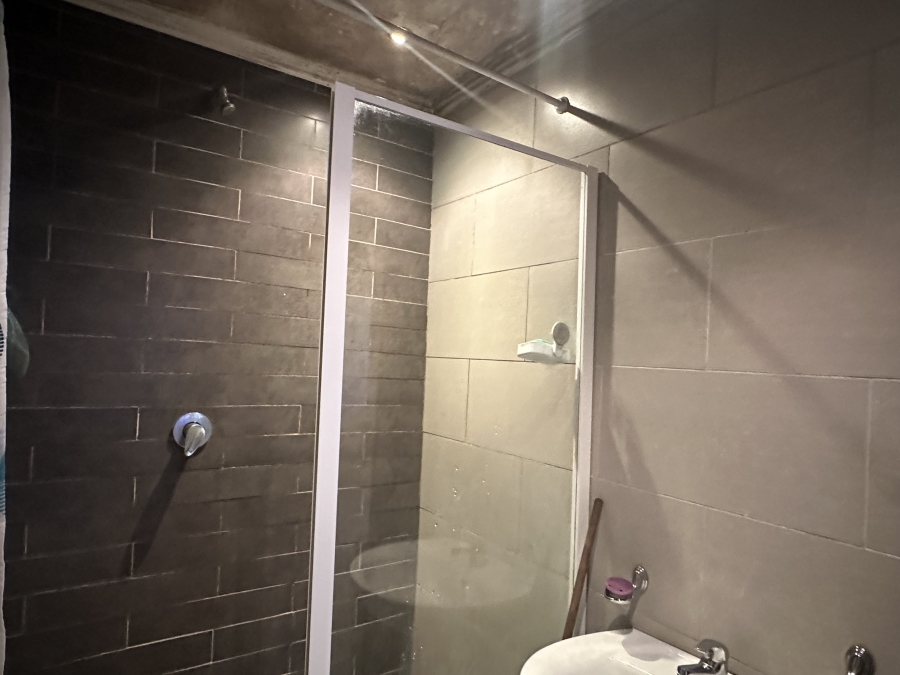 2 Bedroom Property for Sale in Lambton Gauteng