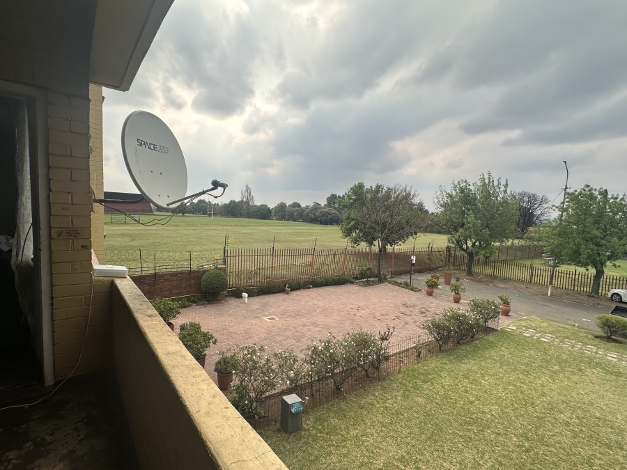 2 Bedroom Property for Sale in Lambton Gauteng