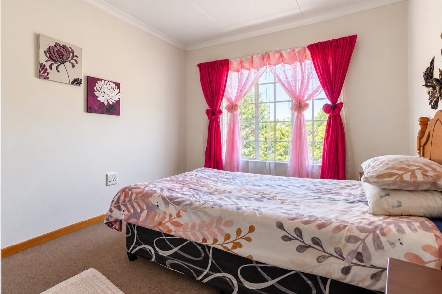 2 Bedroom Property for Sale in Helikonpark Gauteng