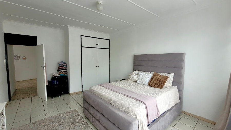 To Let 2 Bedroom Property for Rent in Sunnyridge Gauteng